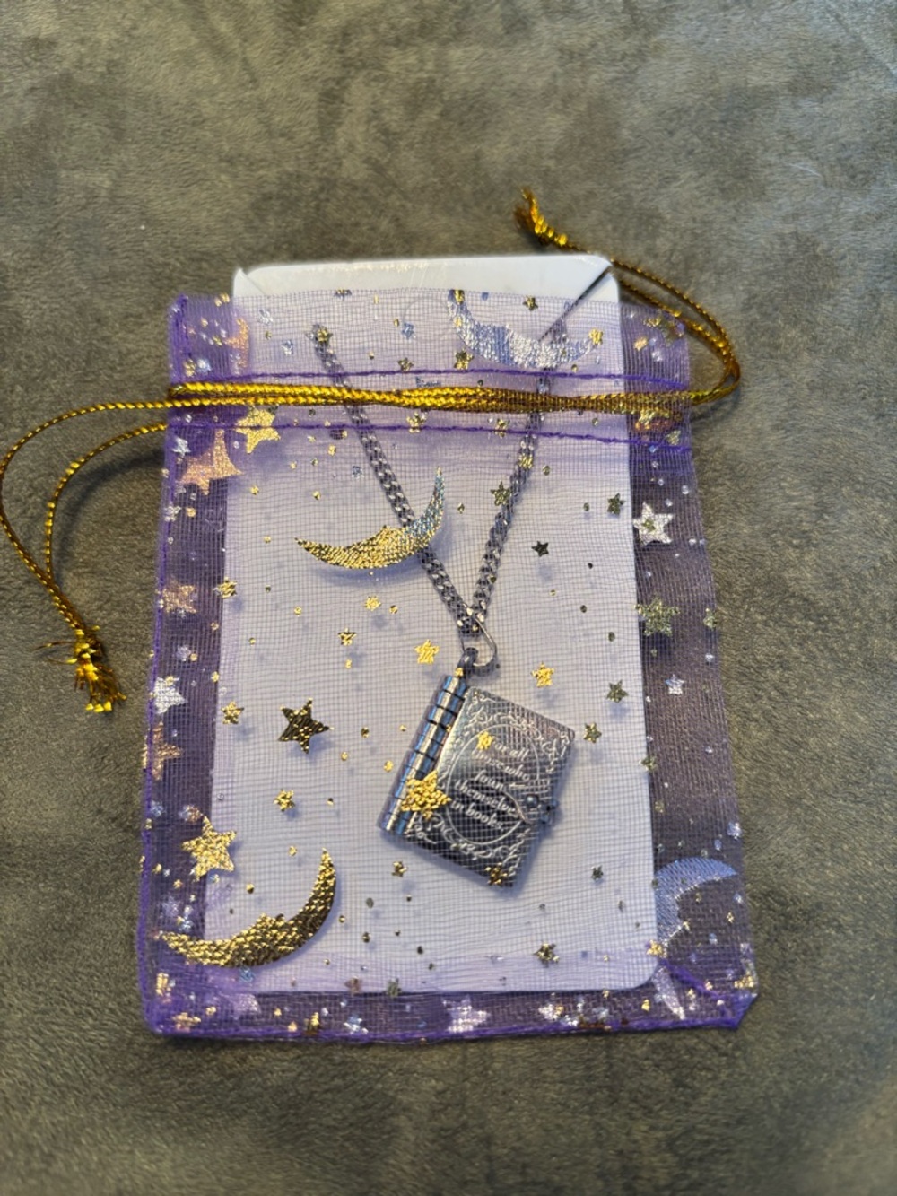 Inspirational Necklace + Mini Book “FOR ALL THOSE WHO FOUND THEMSELVES IN BOOKS” - Picture 9 of 16